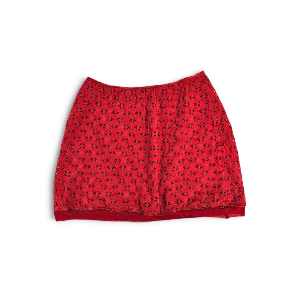 Sold - Y2k/90's Betsey Johnson Mini Skirt Red Eyelet Detail - Size Small - Picture 2 of 5
